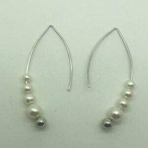 Silver Fresh Water Pearl Wire Earring